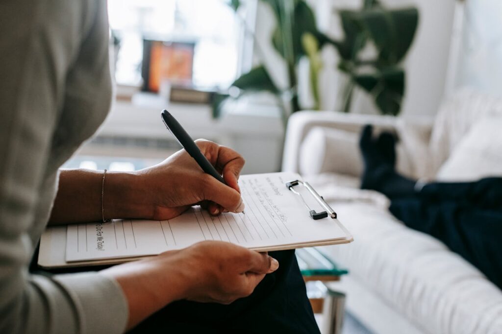 Understanding the Difference Between CBT and DBT